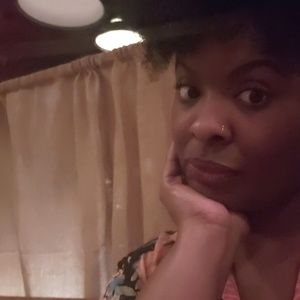 Meet your Posher, Danika